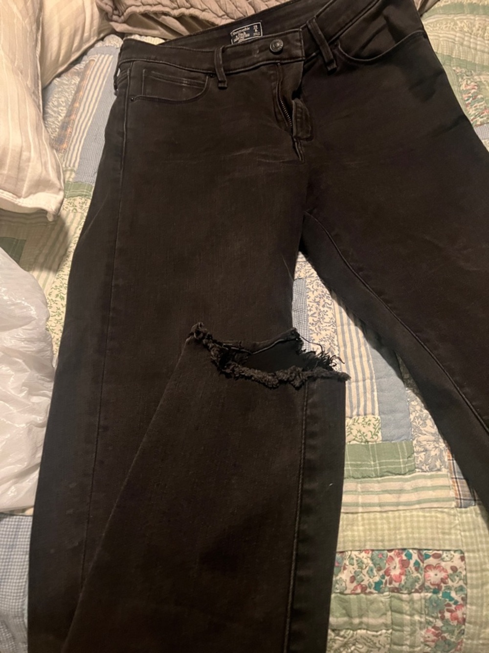 Abercrombie & Fitch Slim distressed hem Black Jeans